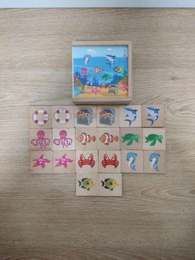 Juego de memoria infantil de madera
