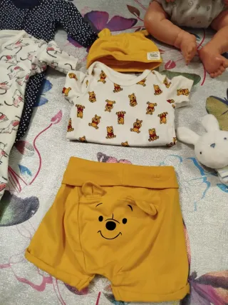 Bebé Reborn Arias con Ropa y Accesorios