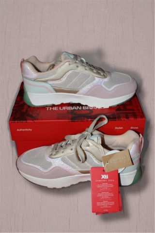 Nuove Scarpe o Sneakers Xti Comfort Tech - tg.37