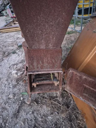 Estufa de leña rústica