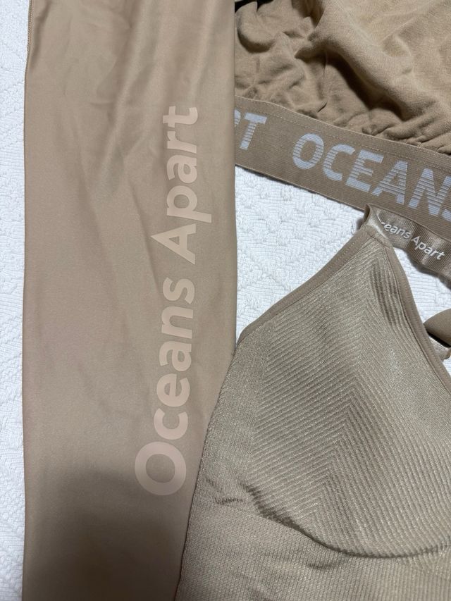 Conjunto deportivo Oceans Apart S