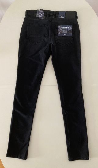 State of Art. Pantalón vaquero negro. W34 L36