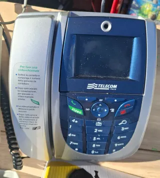 Telefono fisso Telecom Italia con videochiamata
