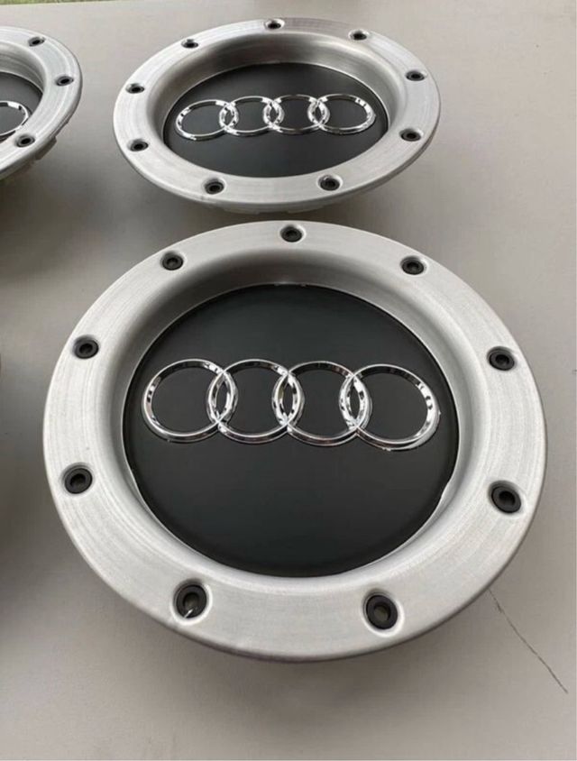 4 Tapabujes Audi 146mm modelo RS4 old