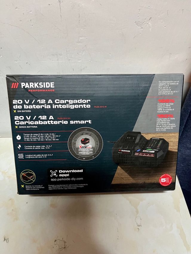 Caricabatterie Intelligente Parkside Performance 20V/12A