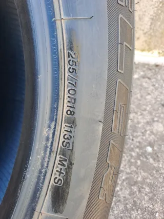 Neumático Bridgestone Dueler 255/70 R18