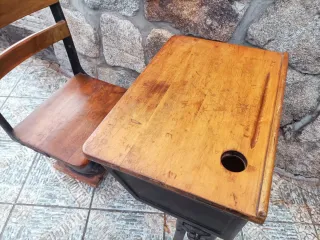 Pupitre escolar vintage madera y metal