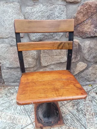 Pupitre escolar vintage madera y metal