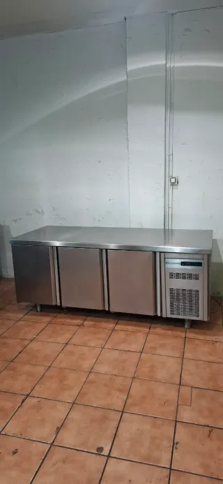 Bajo mostrador Coreco