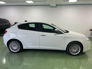 Alfa Romeo Giulietta 2016