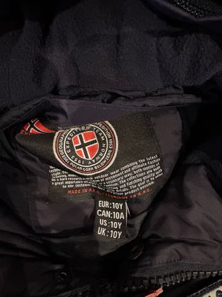 Anorak Norway Azul Marino niño. Talla 10 años