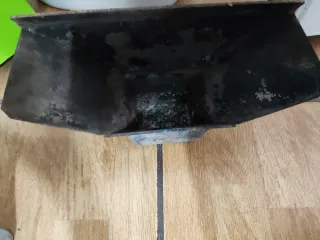 Estufa de pellets blanca y negra 9,5 kW