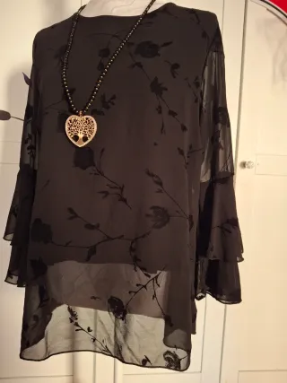 Blusa donna elegante con fiori TG unica