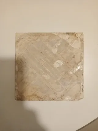 Azulejo esmaltado figura alegórica