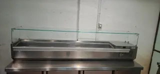 Vitrina expositora fría ingredientes