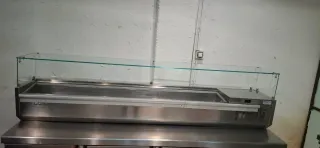 Vitrina expositora fría ingredientes