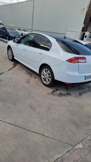 Renault Laguna 2014