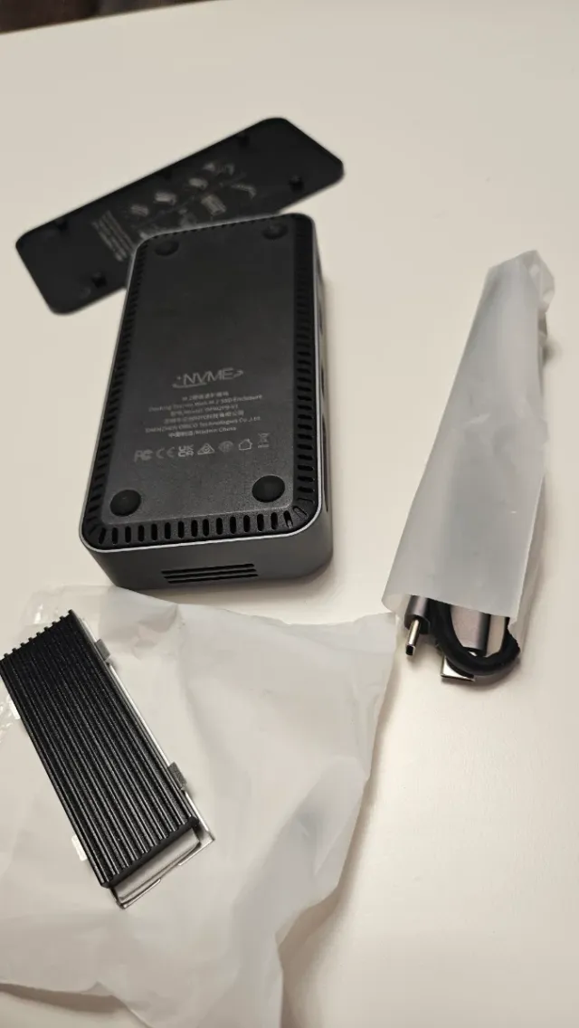 Estación Docking Orico NVMe M.2 SSD 10 en 1