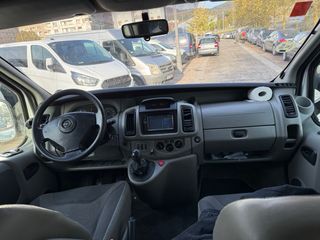 Opel Vivaro 2006