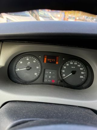 Opel Vivaro 2006