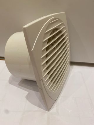 Extractor de baño 18x18x11 D12,5