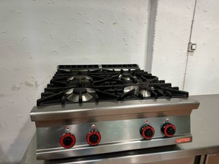Cocina industrial 4 fuegos Lotus