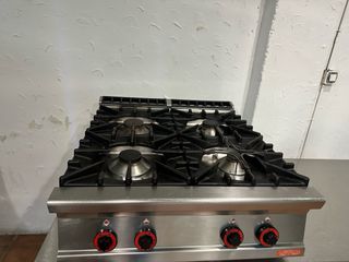 Cocina industrial 4 fuegos Lotus