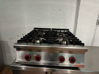 Cocina industrial 4 fuegos Lotus