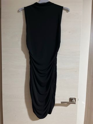 Vestido Negro Fruncido Divided Talla M