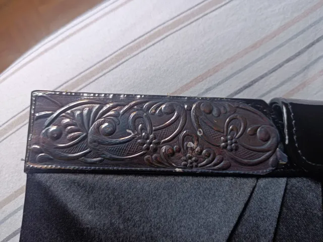 Cartera de mano fiesta negra.