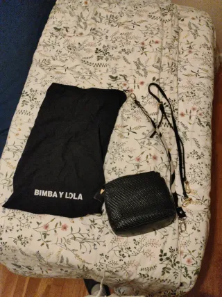 Bolso Bimba y Lola negro tejido