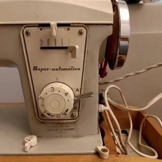 Máquina de coser Sigma Super-Automática