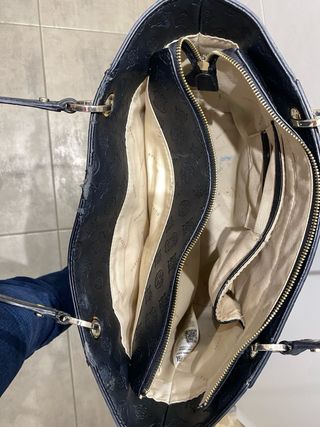 Bolso Guess Negro Logo Monogram