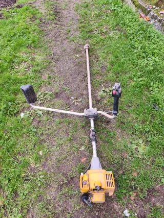 Desbrozadora manual alpina