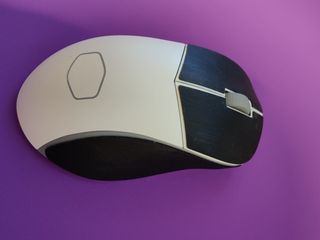 Cooler Master MM731 Ratón Inalámbrico RGB