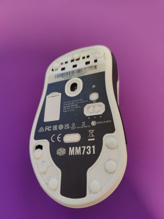 Cooler Master MM731 Ratón Inalámbrico RGB