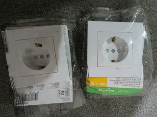 2 Enchufe Schneider Electric Blanco