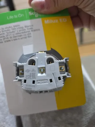 2 Enchufe Schneider Electric Blanco