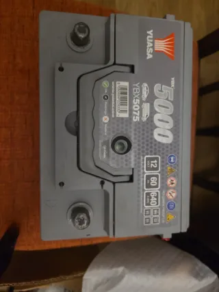 Batería Yuasa 5000 60Ah Coche