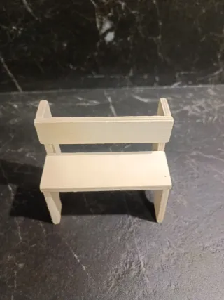 Banco madera casa muñecas/belén