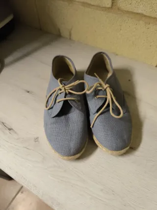 Zapatos niño lona azul es un NUMERO 34
