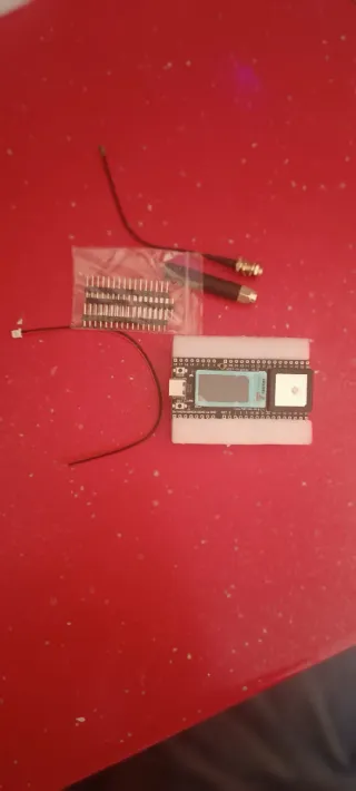 Rastreador inalámbrico Wi-Fi Bluetooth GPS Tracker