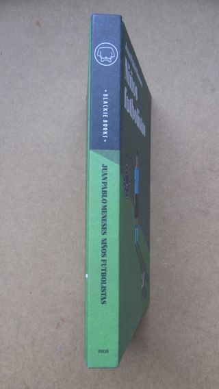 Niños futbolistas (Spanish Edition)