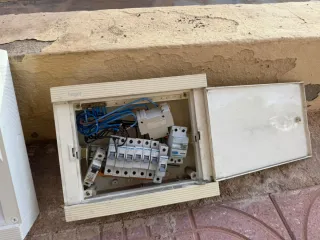 2x Cuadro Eléctrico Hager