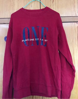 Sudadera roja Bershka