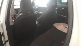 VOLVO XC 60 MOMENTUM