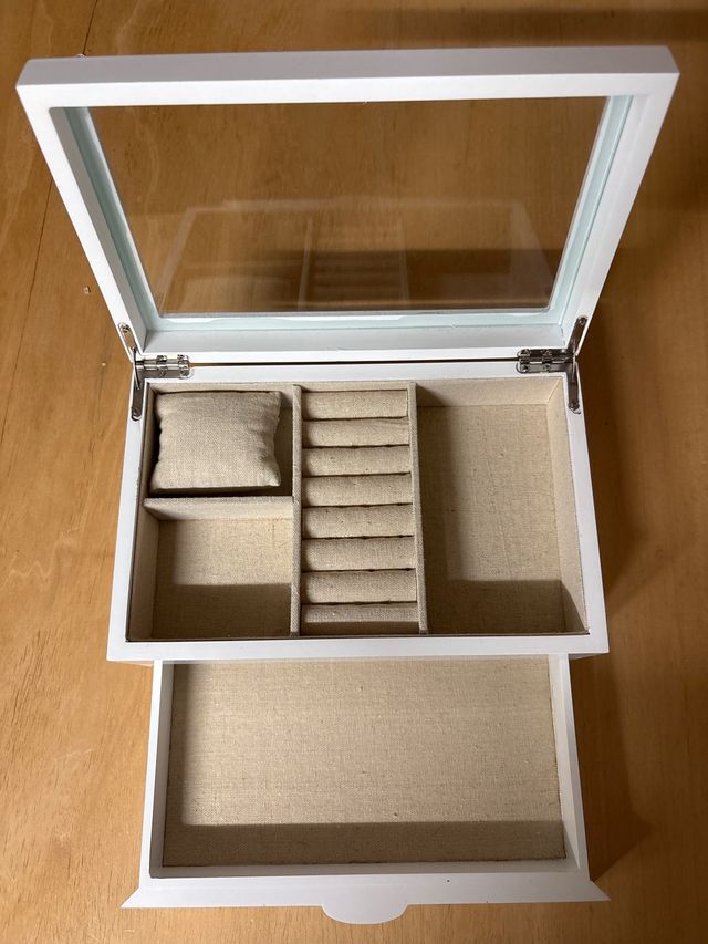 Joyero mujer blanco y beige