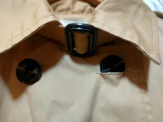 Gabardina Stradivarius Beige