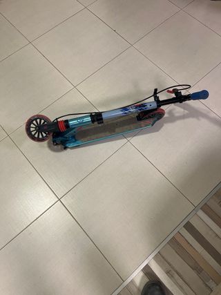 Patinete plegable con frenos