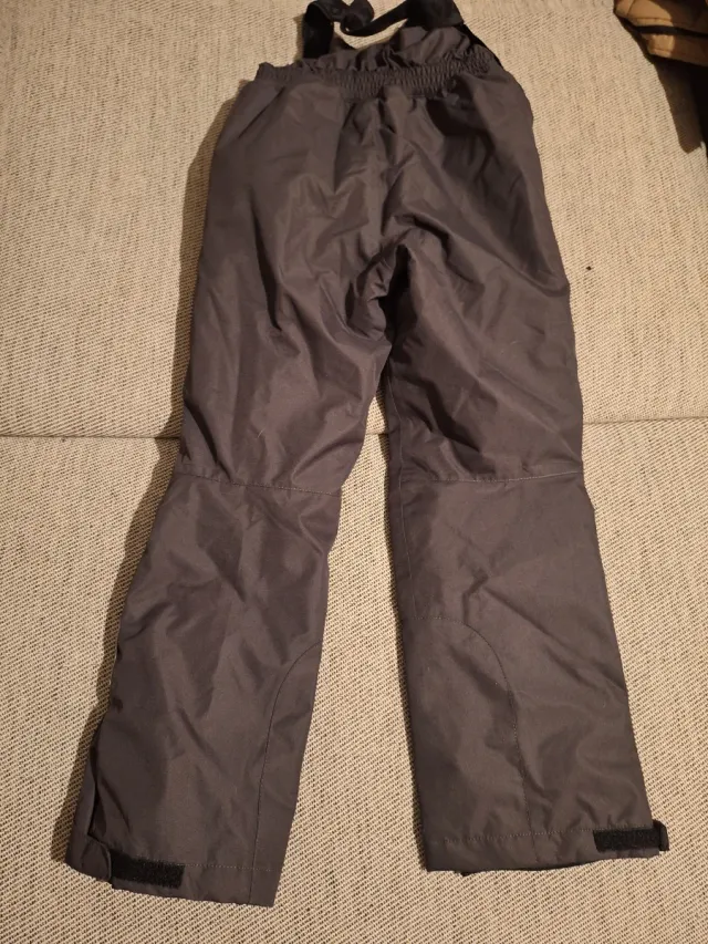 Pantalón de invierno talla 128